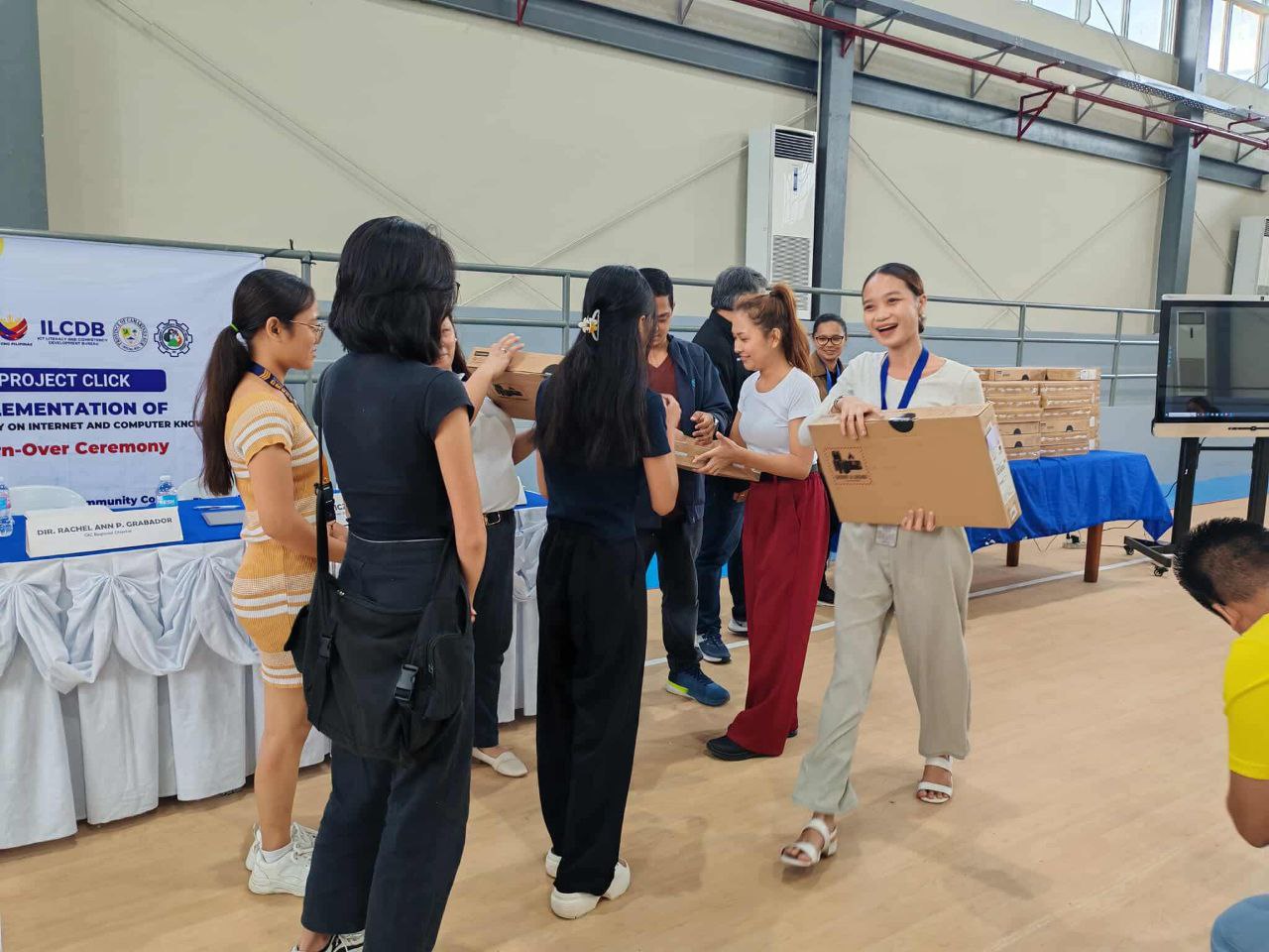 DICT&rsquo;s Project CLICK provides laptops to college students of BCC, GMVCC Libmanan