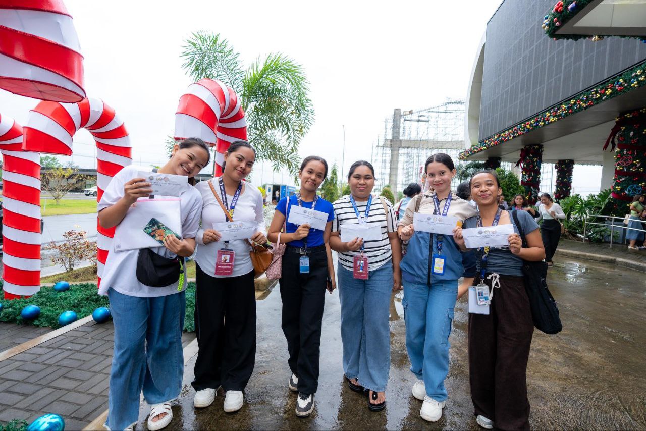 Over 2,500 student-grantees in CamSur receive educational subsidy from CHED 