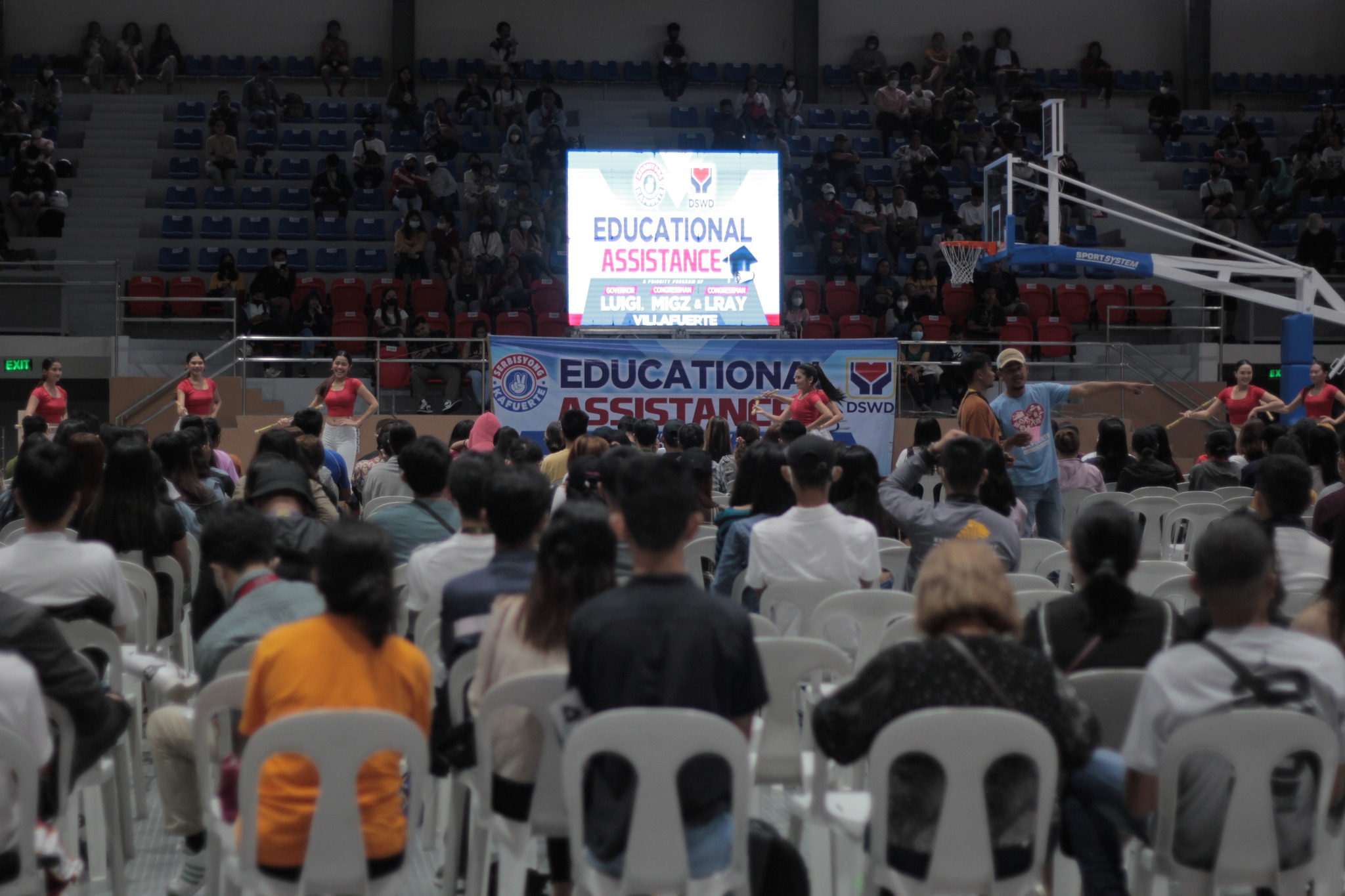 PLGU CamSur awards P17.5M worth of scholarship to over 2,500 Provincial Scholars