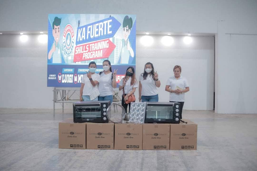 Ka Fuerte Skills Training Program scholars receive starter toolkits, allowances from TESDA and Prov&rsquo;l Gov&rsquo;t