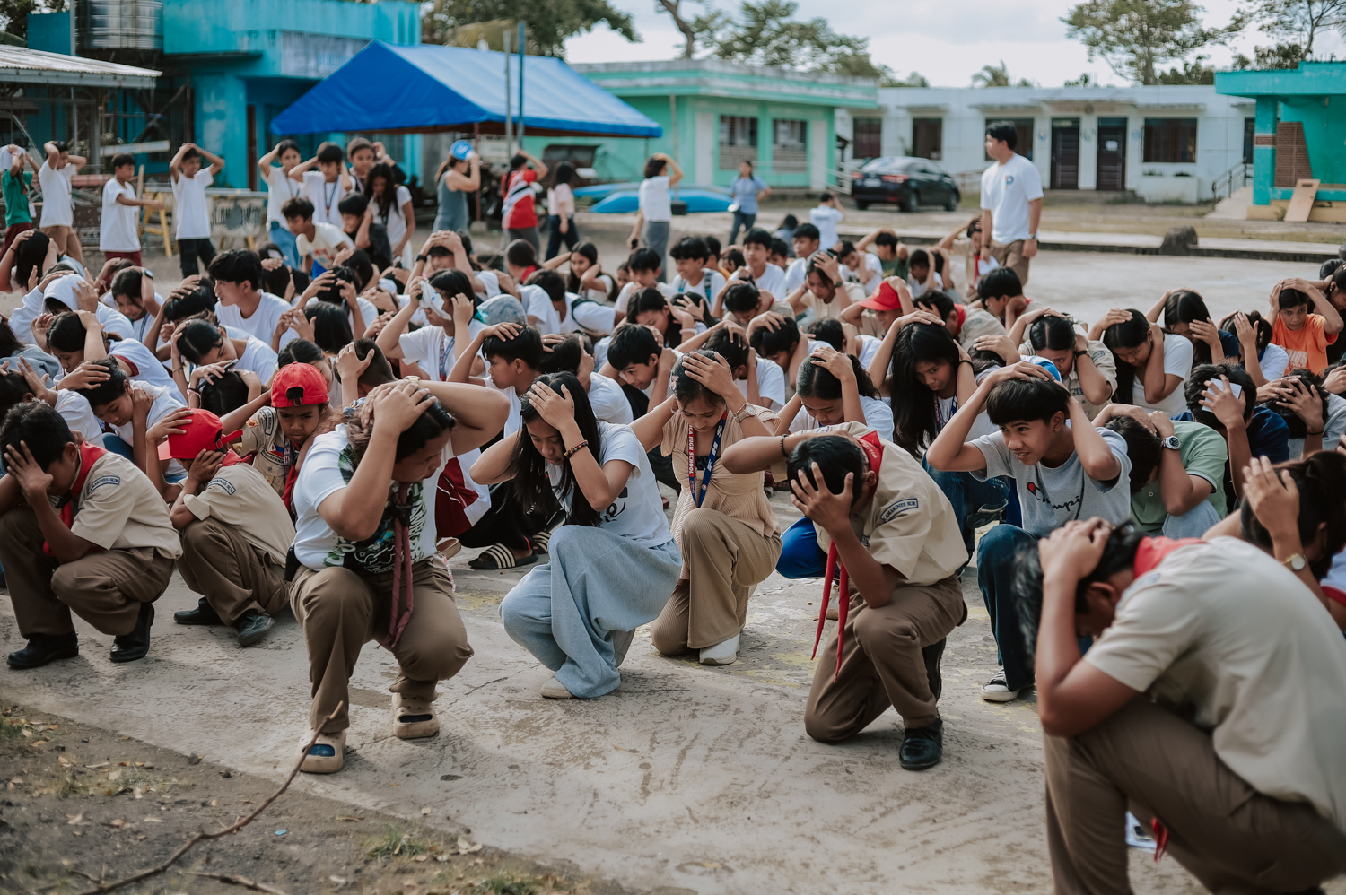 EDMERO, MDRRMO Bula facilitate school-based earthquake drill